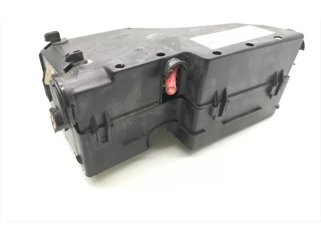 Блок предохранителей 8688040, 518818000 Volvo C30