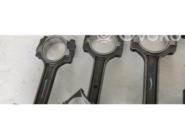 Поршень с шатуном Chevrolet SS