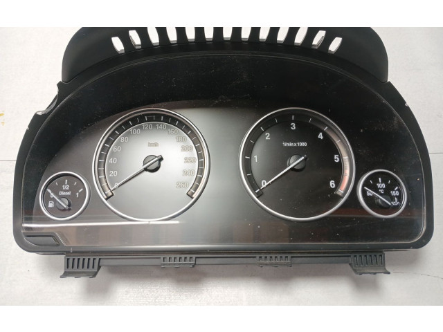 Přístrojová deska BMW 5 F10 F11 2013 929141401