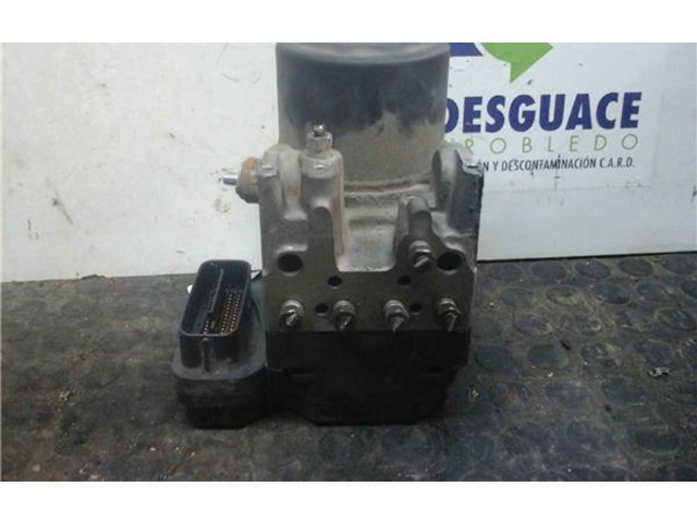 Блок управления АБС    Lexus IS 200-300