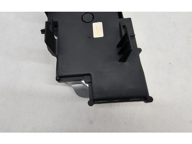 Блок управления 32300277   Volvo XC90