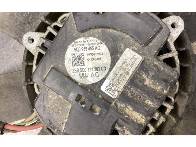 Вентилятор радиатора 5Q0121203CD, 5Q0959455AQ Skoda Superb B8 (3V)