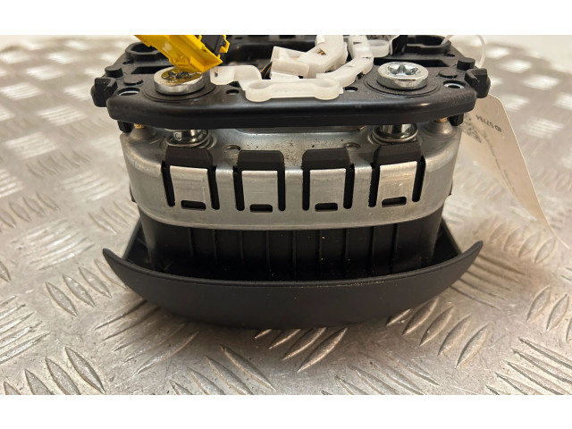 Подушка безопасности водителя 39834785 Volvo XC90