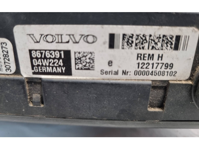 Блок предохранителей 8676391, 04W224   Volvo XC90    