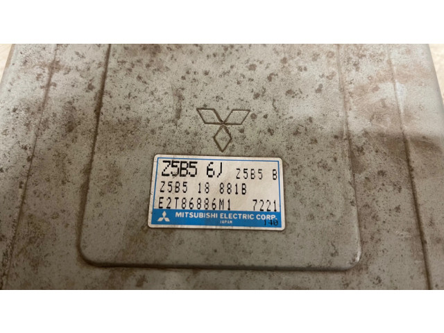 Блок управления двигателя Z5B518881B, E2T86886M1   Mazda 323 F