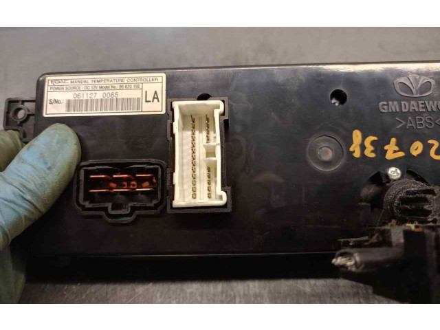 Модуль блока управления кондиционером 96820192 Chevrolet Captiva