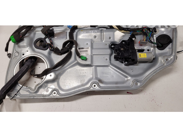 Блок управления двигателя 30661066, 970714101   Volvo V70