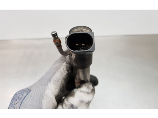 Форсунка 338002U000    KIA Ceed  D4FE 