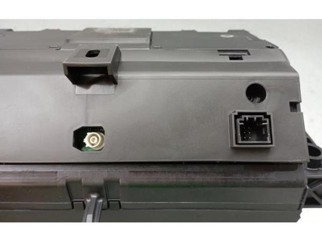 Дисплей    9842261480, 06020304   Citroen C4 III e-C4