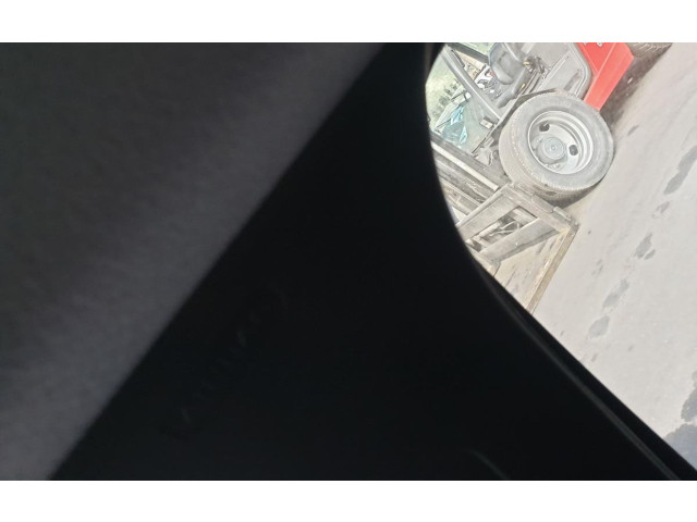 Боковая подушка безопасности Dacia Spring