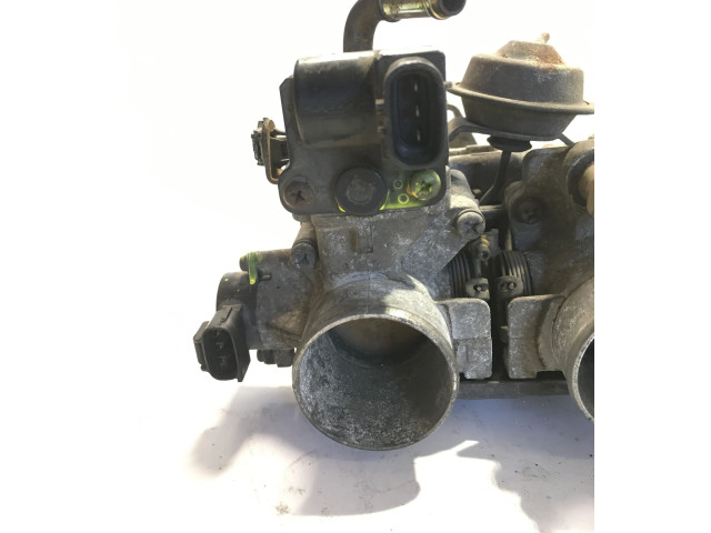 Vstřikovací lišta 2227020050, 8945233030 Lexus RX 300