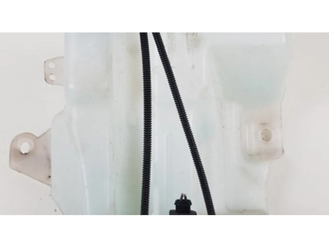 Бачок оконной жидкости    