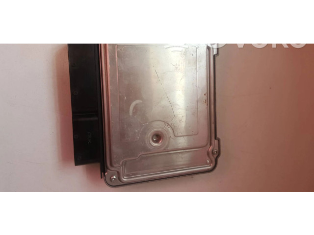 Řídící jednotka 03G906021AR Volkswagen Caddy 2006