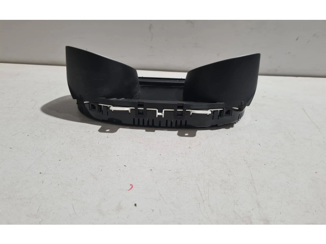 Přístrojová deska Maserati Levante 2019 5550102919, 670106463