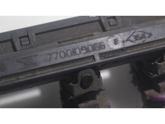 Топливная рампа Renault Clio II