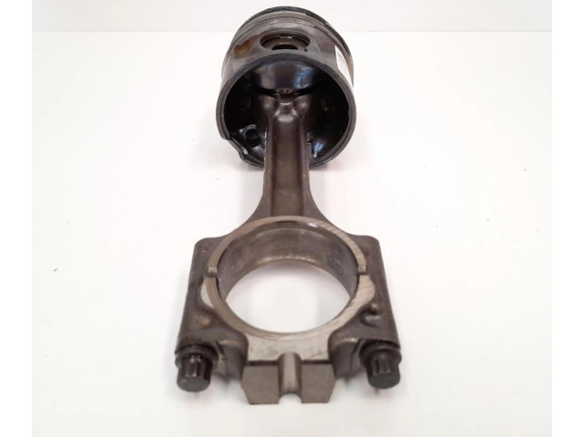  Поршень с шатуном    Volvo XC90  