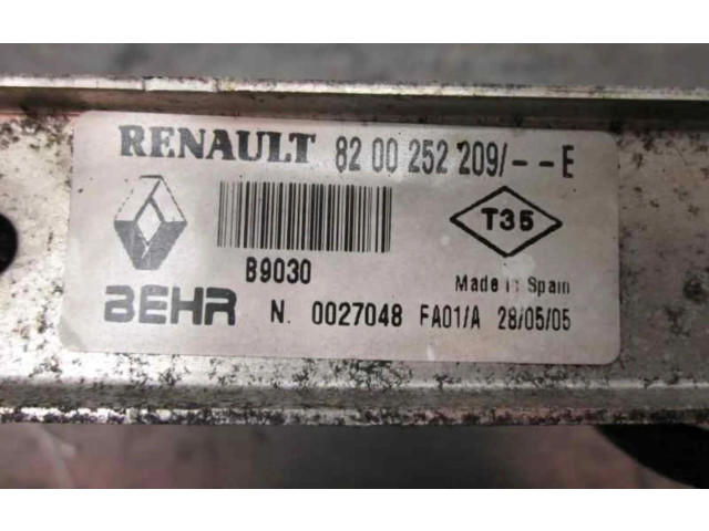 Интеркулер  8200252209   Renault Clio II 