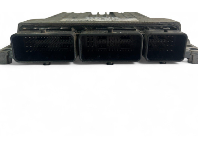 Блок управления двигателем Блок управления 237101066R, S180095104A Dacia Duster