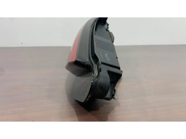 Задний фонарь левый сзади Mitsubishi Outlander IV 2021- года