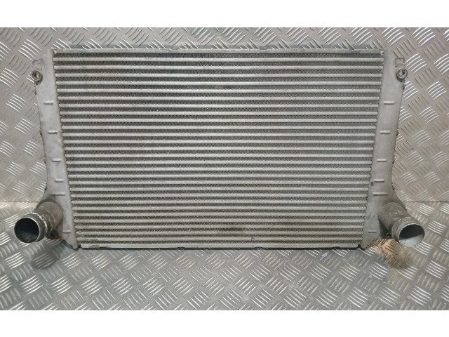 Интеркулер JD1271002220, 0R010 Toyota Corolla Verso AR10