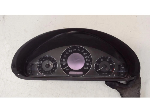 Přístrojová deska Mercedes-Benz CLK AMG A209 C209 2005