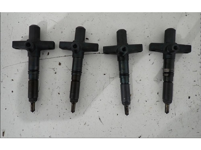 Vstřikovač ME203961   Mitsubishi Pajero    4M41 