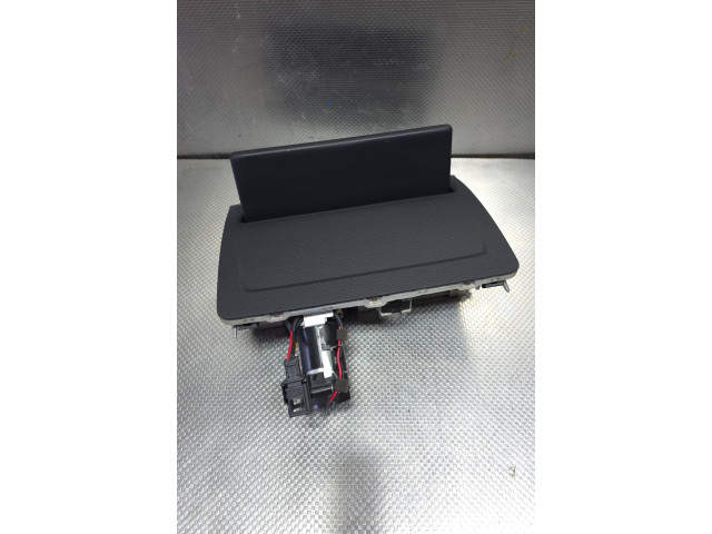 Экран/ дисплей / маленький экран 8V0857273P Audi RS3