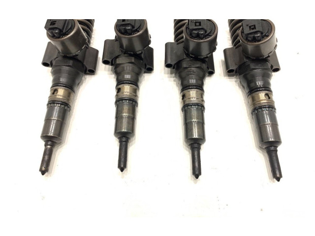 Комплект форсунок 0414720404    Audi A3 S3 8P   