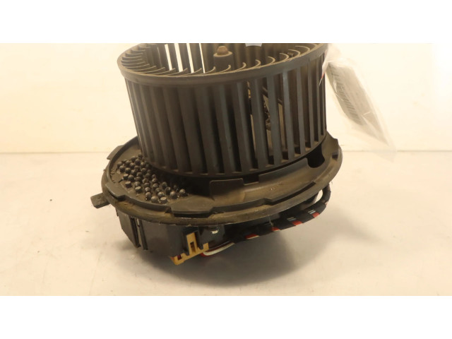 Вентилятор печки F995743Q Volkswagen Touran I