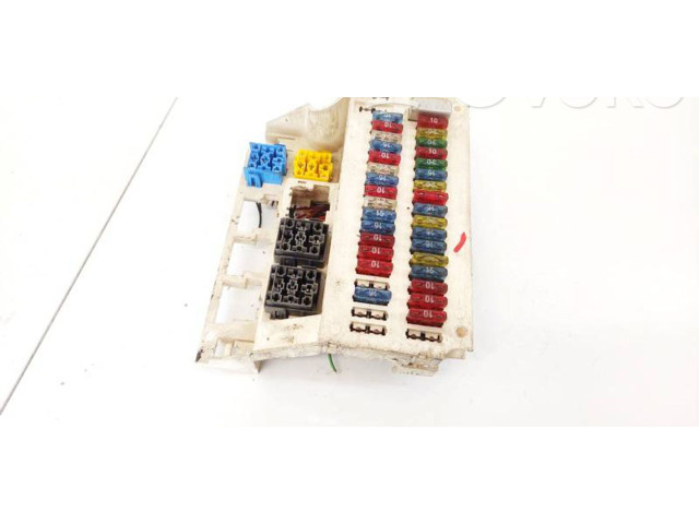 Блок предохранителей Volvo S70 V70 V70 XC