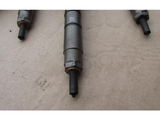 Vstřikovač Audi A8 S8 D3 4E