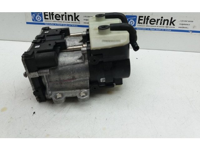 Масляный насос B2APHEV 5501674672, 42022287 Lynk & co 01