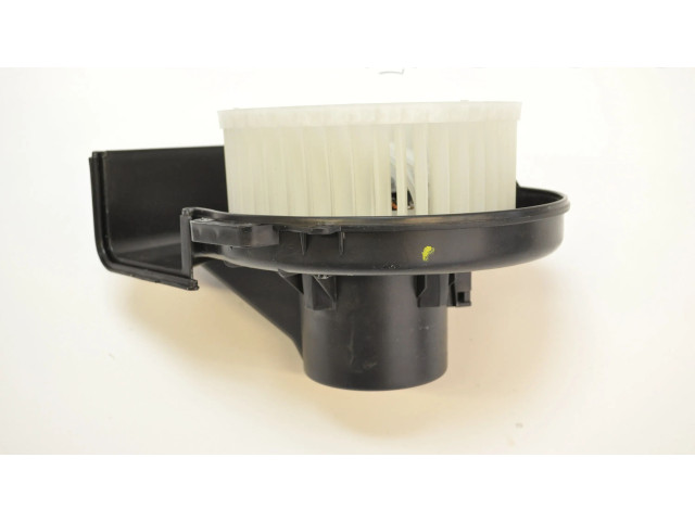 Вентилятор печки 6R2819015 Audi A1