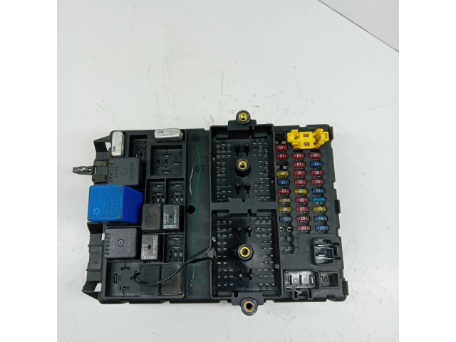 Блок предохранителей 56038406AJ   Jeep Grand Cherokee (WJ)    