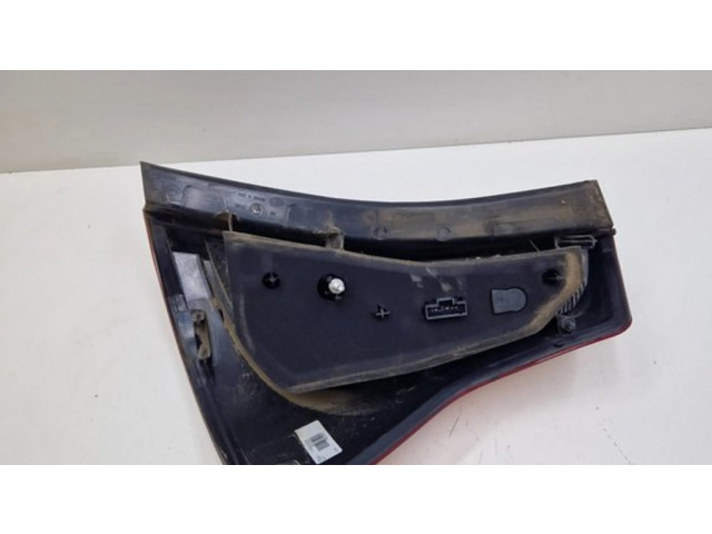 Задний фонарь 8200734825, 62421001 Dacia Sandero