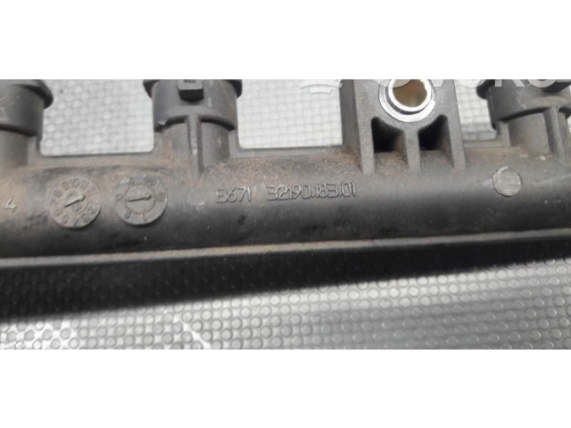 Vstřikovací lišta 3219018301 Fiat Punto (188)