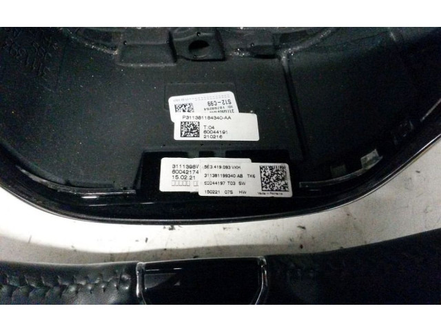 Руль Skoda Fabia Mk3 (NJ)  2015 - 2021 года 5E3, 093      