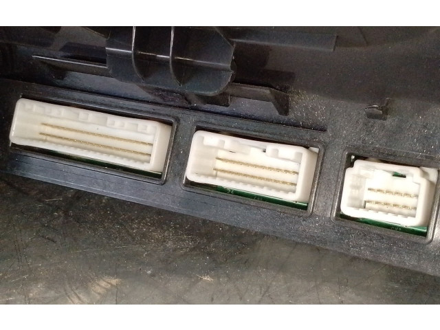 Přístrojová deska Toyota Prius (XW30) 2013 8380047B60, 8384147390