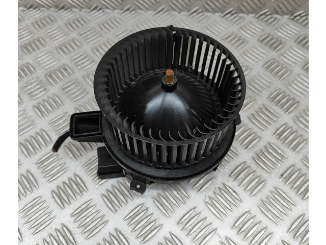 Вентилятор печки    4M1820021B, CZ997009   Audi e-tron