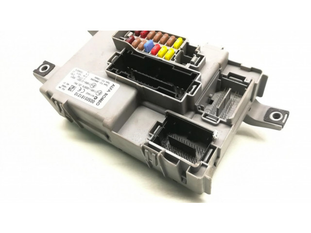 Pojistková skříňka 00505181210, 70089313 Alfa Romeo MiTo 2010