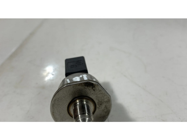 Датчик уровня горючего