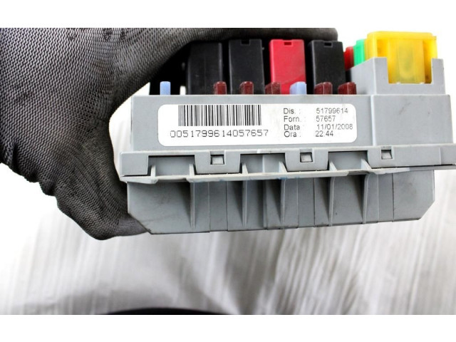 Блок предохранителей 51799614   Lancia Musa    