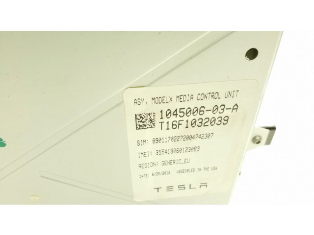 Дисплей 104500603A Tesla Model X