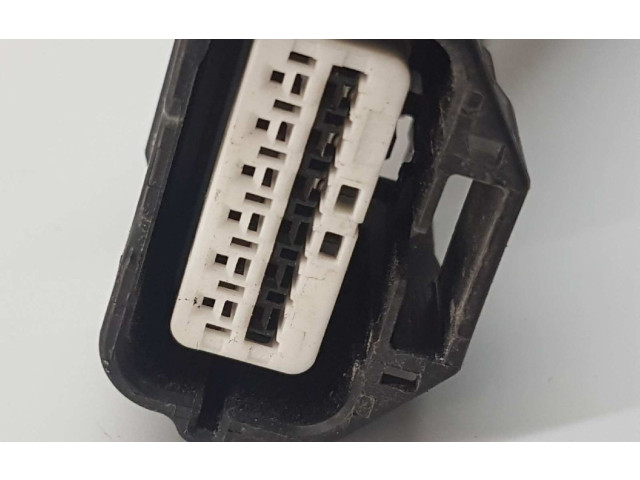 Зеркало электрическое Nissan Pathfinder R51 2005 - 2012 года