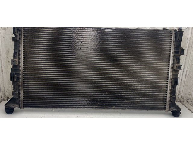 Радиатор охлаждающей жидкости     Volvo C30 