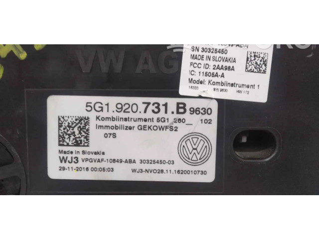 Панель приборов 5G1920731B Volkswagen Golf VII