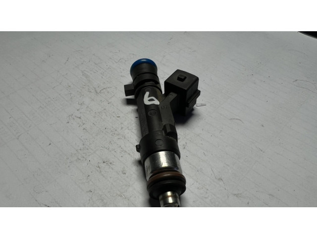 Vstřikovač 8200227124, 0280158034 Dacia Sandero pro benzínový motor 1.4