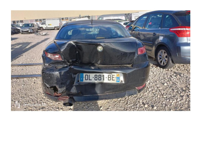 Блок предохранителей Alfa Romeo GT