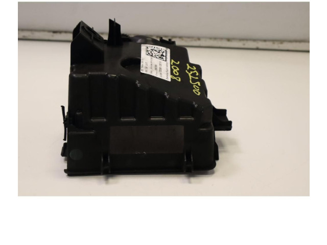 Блок предохранителей 9804848480   Peugeot 2008 II    