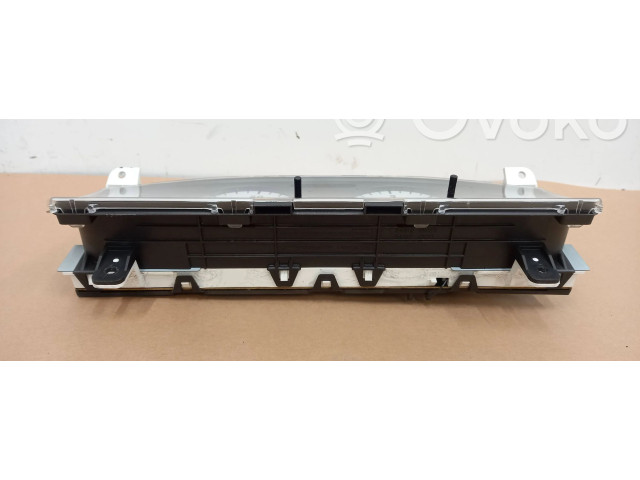 Přístrojová deska Nissan Navara D22 2004 24812VK010, 24812VK011